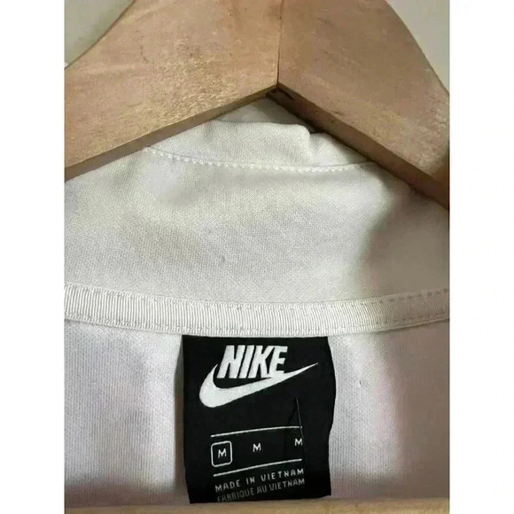 Nike Sportswear Pink Floral Printed Jacket Size Medium - Picture 9 of 10